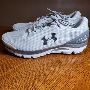 Under Armour Men's White, Gray, And Silver Athletic Shoes